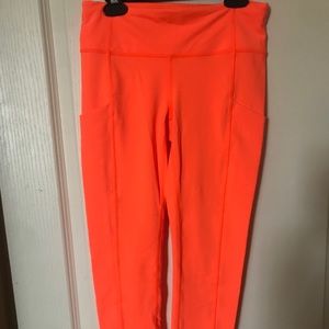 NWOT Lucy long leggings